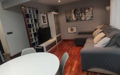 Living room of Flat for sale in Bilbao   with Heating and Furnished