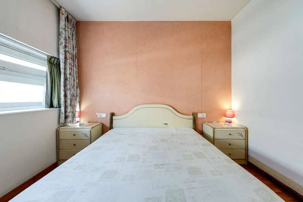 Bedroom of Detached homes for sale in Barcelona  with Air Conditioner, Heating and Terrace