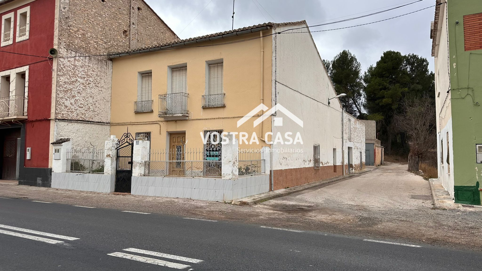 Exterior view of Single-family semi-detached for sale in Requena