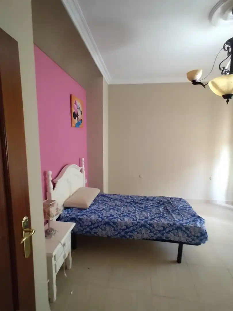 Casa con terraza en venta en Baena, imagen 5