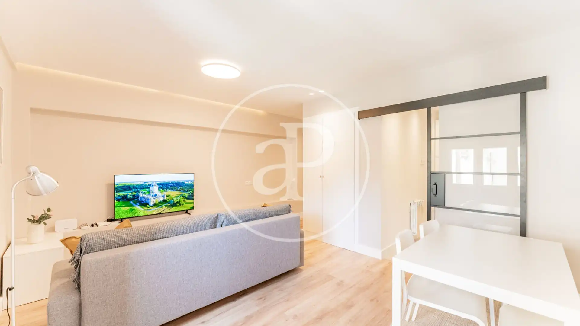 Wohnung zur Miete in C. de Antonio Toledano, Fuente del Berro