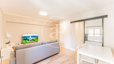 Foto 2 von Wohnung zur Miete in C. de Antonio Toledano, Fuente del Berro, Madrid Capital