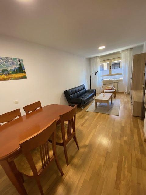 Piso de alquiler en HUCA - La Cadellada