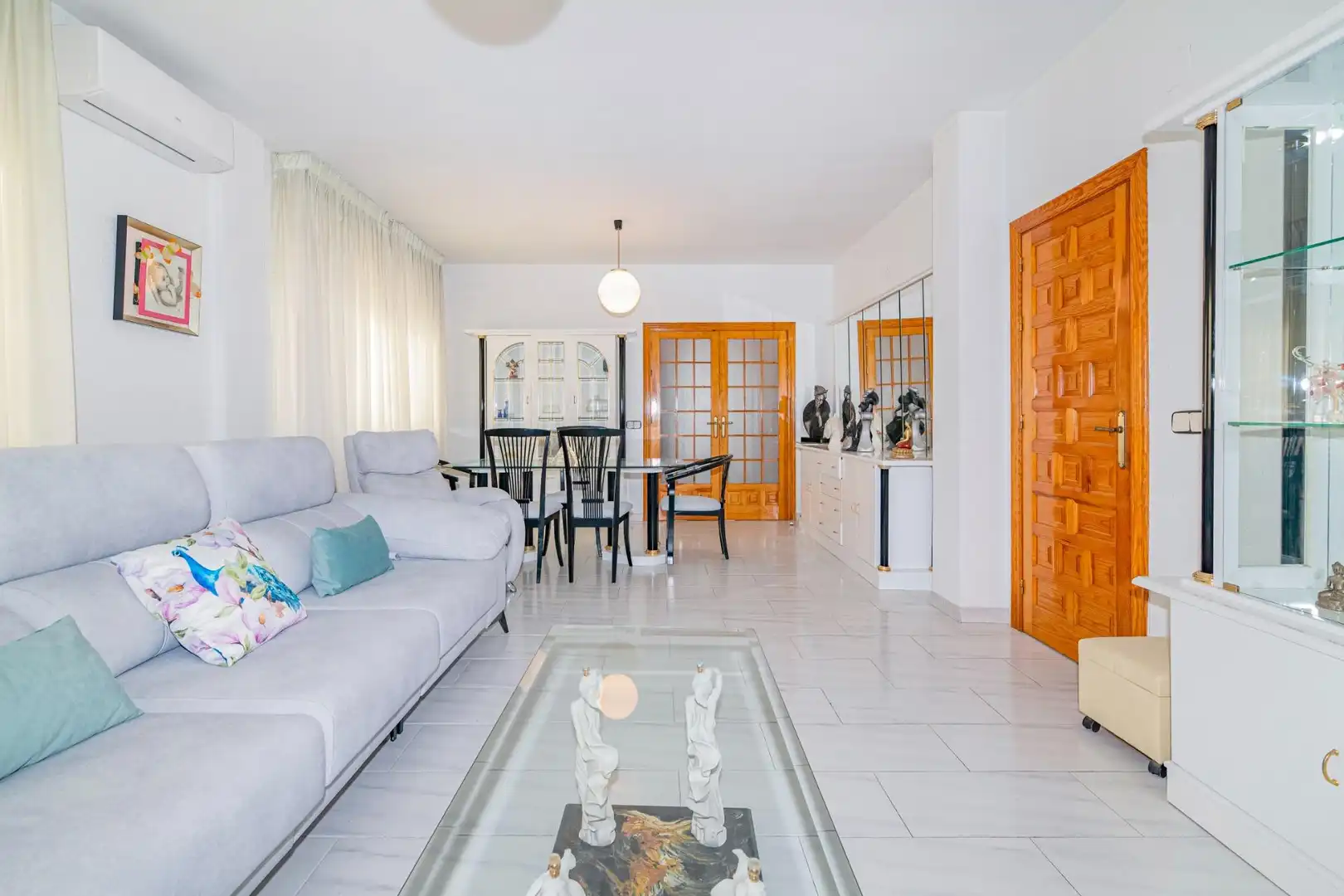 Casa amb terrassa en venda a Calle de San Guillermo, imagen 6