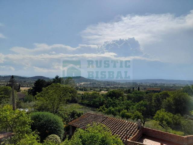 Finca rústica en Venta en Ullastret