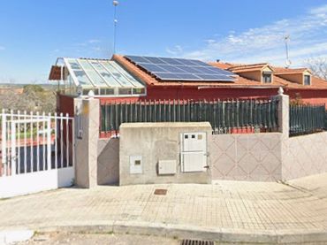 Villa con giardino in vendita a Calle del Verderón