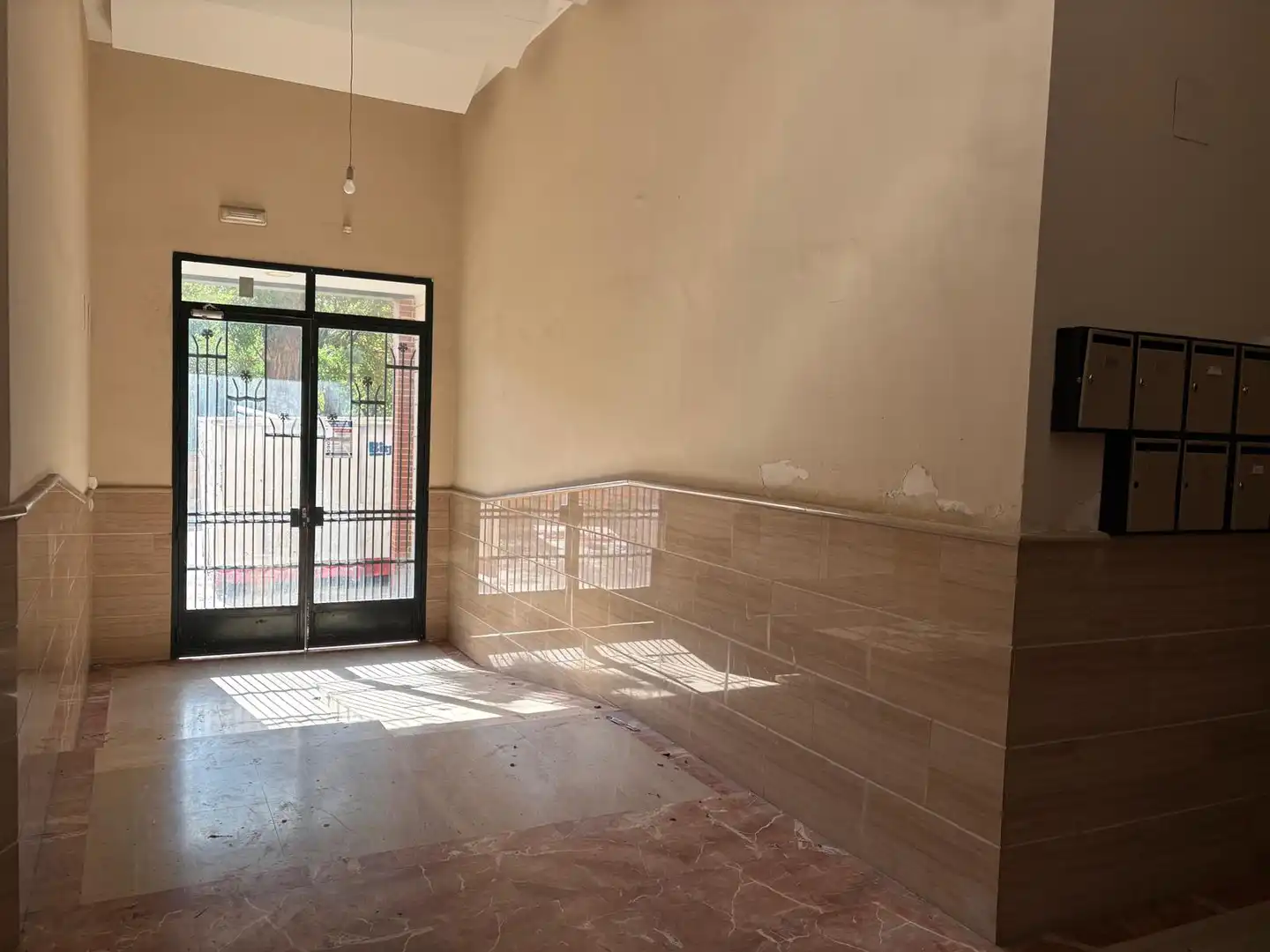 Wohnung mit Pool zum Verkauf in Plaza de Colón, imagen 3