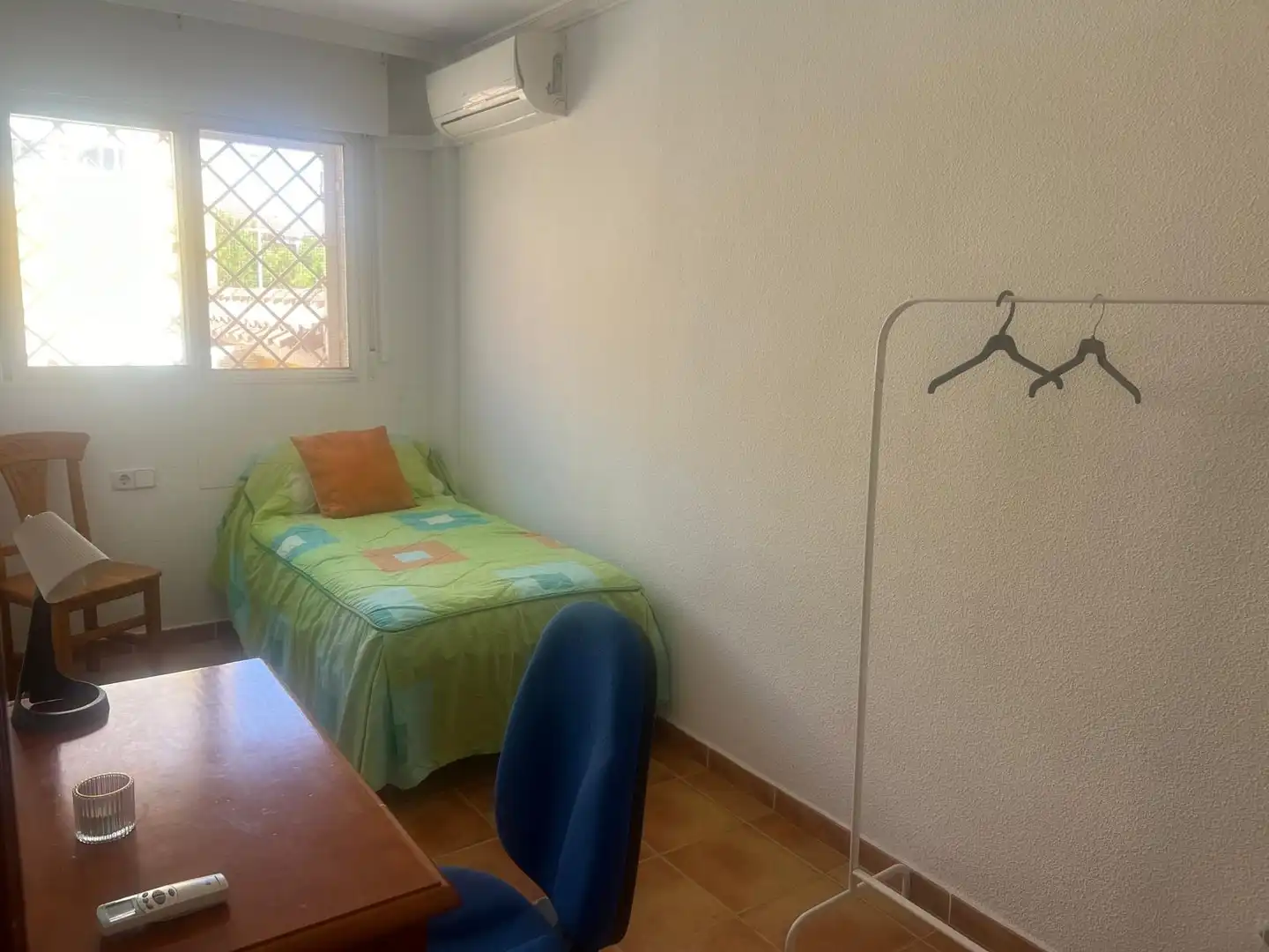 Casa o xalet de lloguer a MONTEVIDEO - BO PERAL, Barrio de Peral - San Félix
