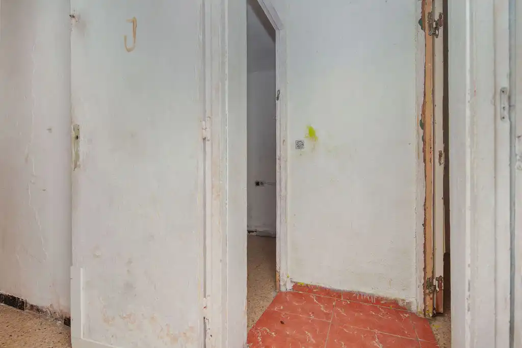 Piso en venta en C/ Llevant, La Mina