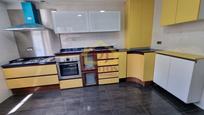 Kitchen of House or chalet for sale in Villares de la Reina  with Heating, Private garden and Terrace