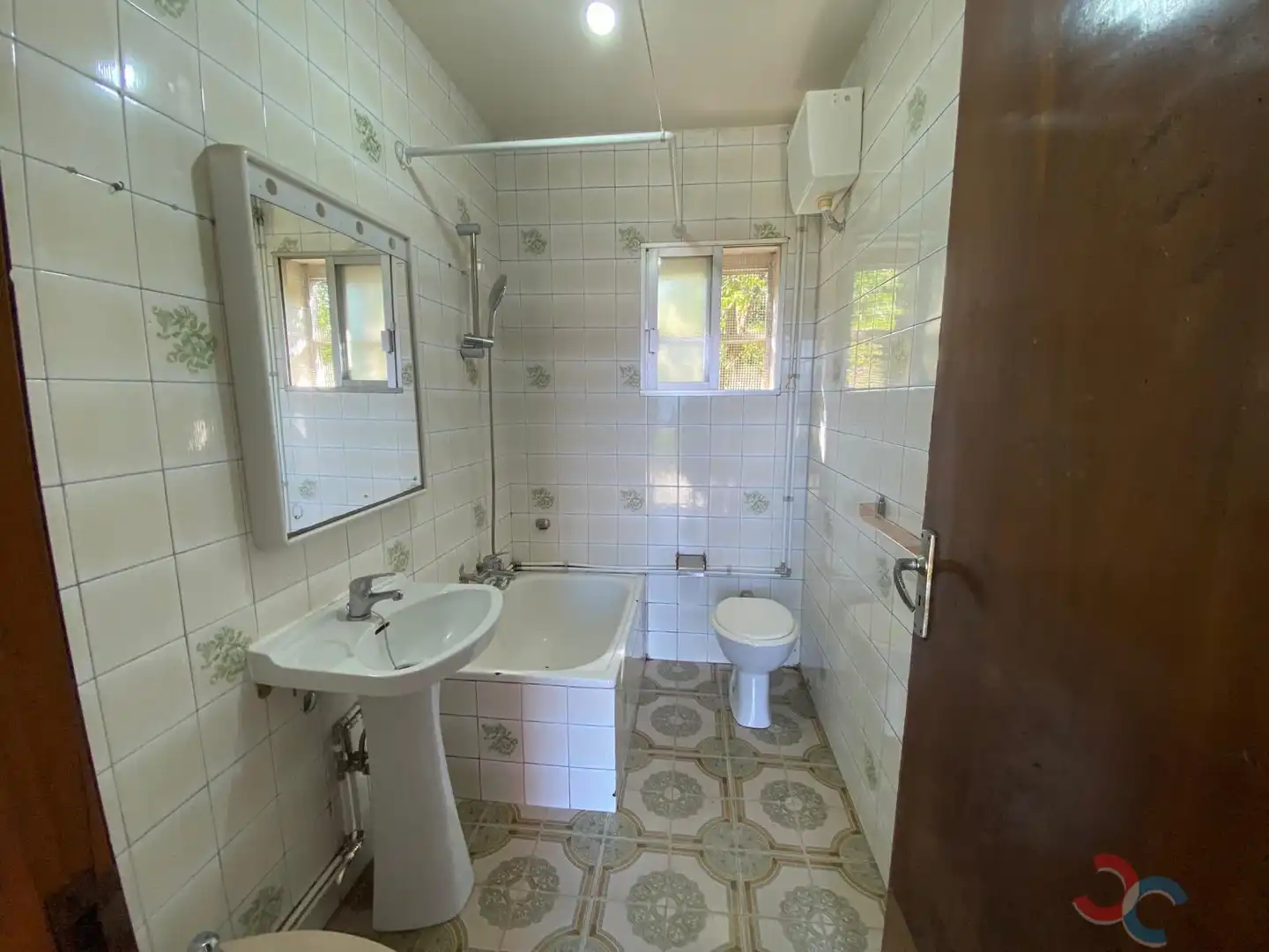 Bany de Casa o xalet en venda en Pontevedra Capital  amb Traster