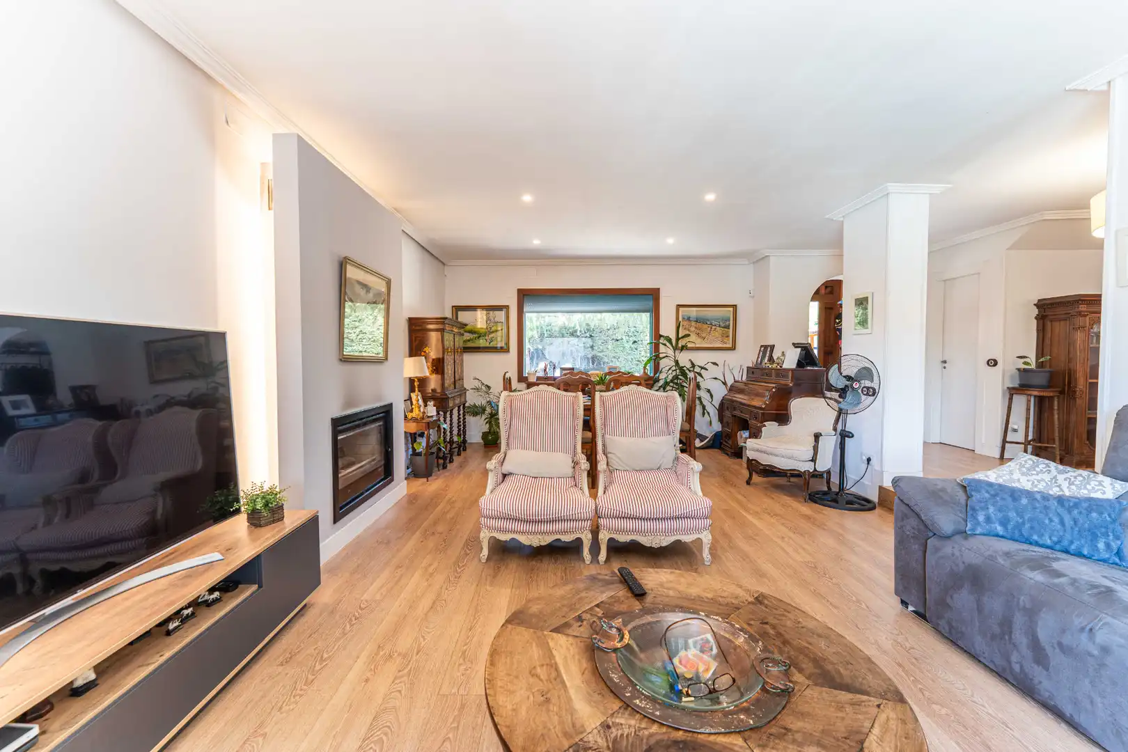 Sala d'estar de Casa o xalet en venda en Alpedrete amb Calefacció, Jardí privat i Terrassa