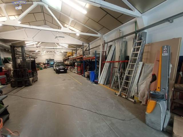 Local comercial en Venta en Gràcia