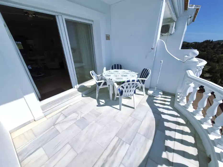 Terrassa de Apartament en venda en Mijas amb Aire condicionat, Terrassa i Moblat