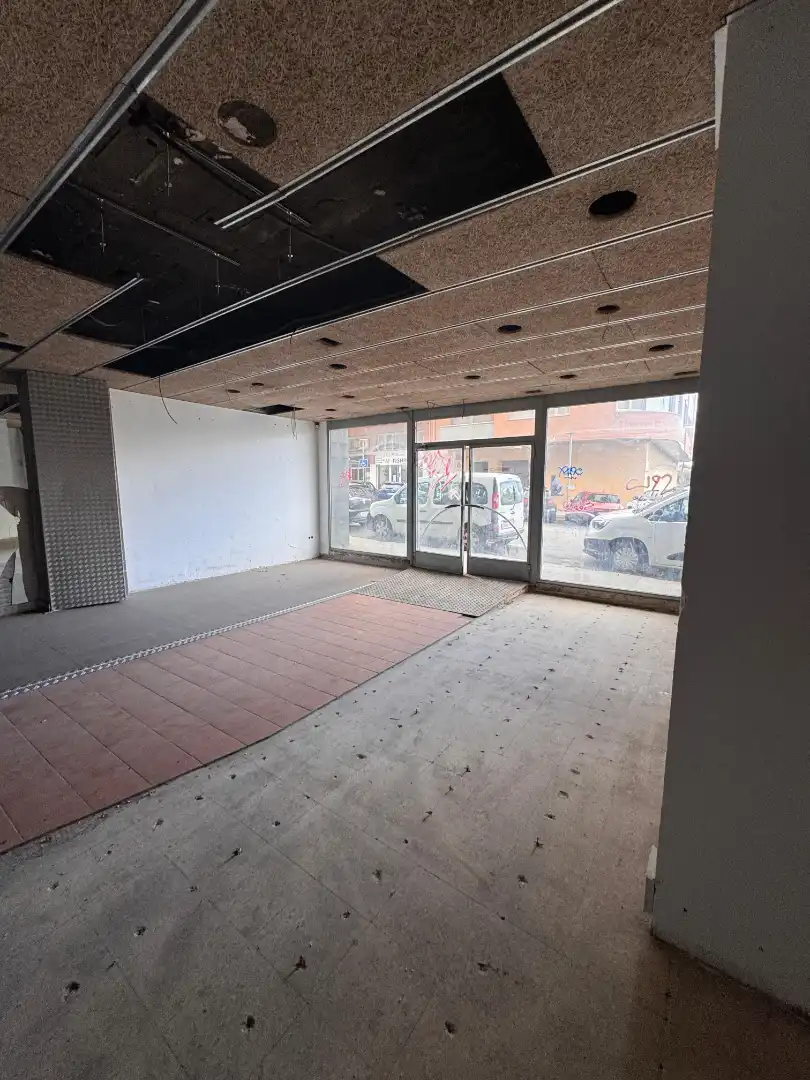 Local comercial en venda a Avinguda de Sant Ruf