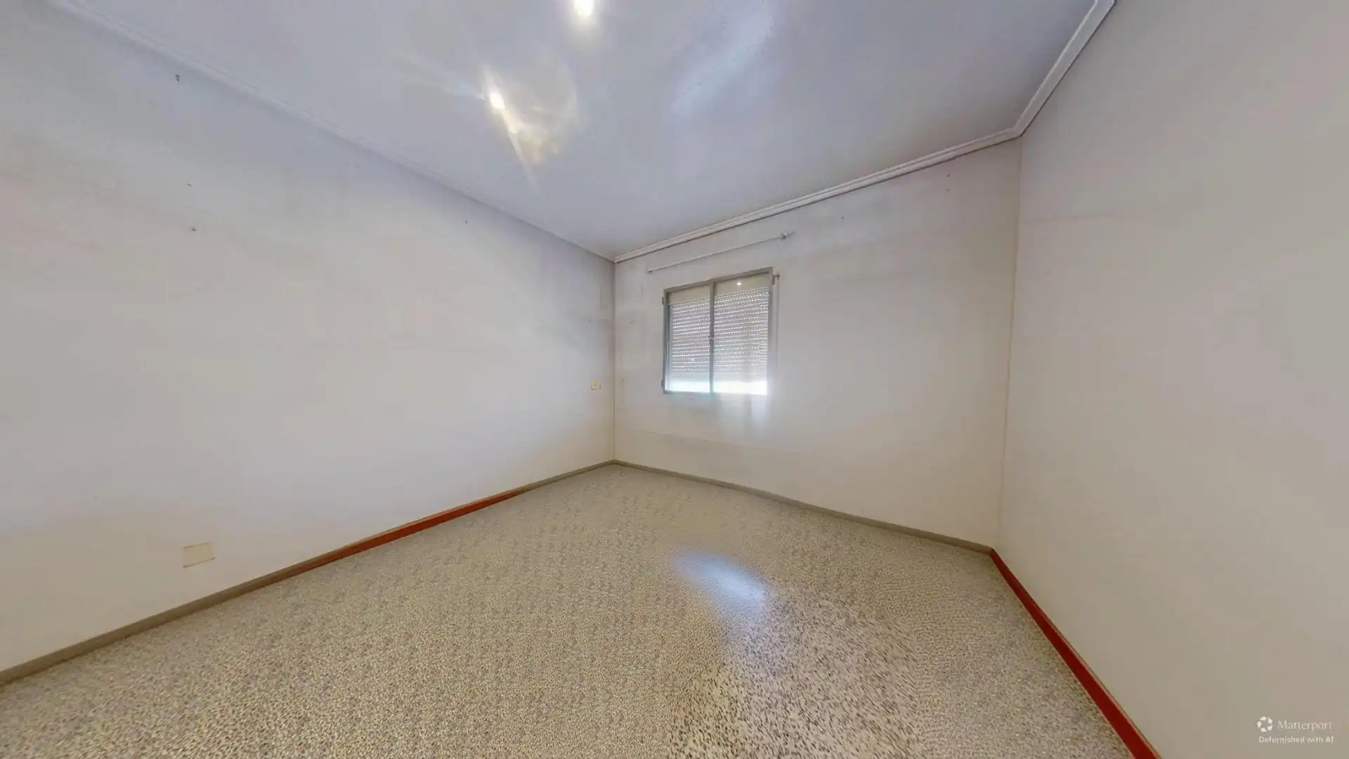 Flat for sale in Valencia  with Air Conditioner, Terrace and Storage room