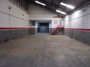 Nau industrial en venda a Carrer de les Useres 10