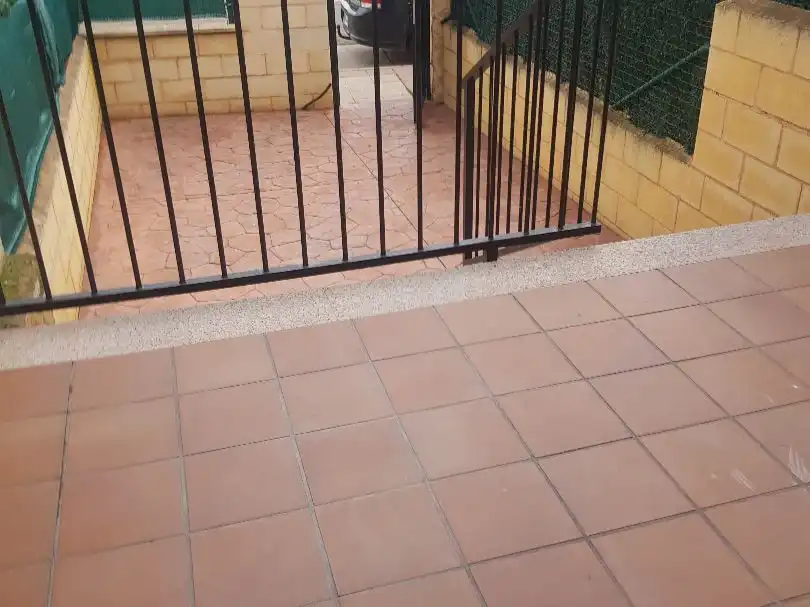 Terraza de Casa o chalet de alquiler en Valverde de la Virgen con Calefacción, Jardín privado y Terraza