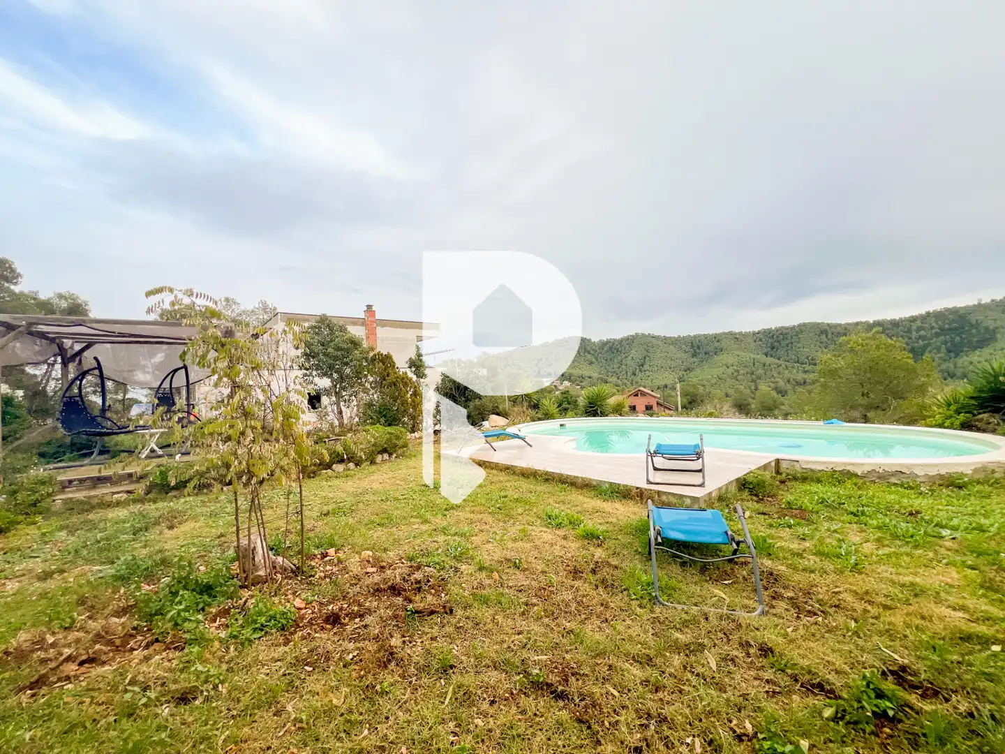 Piscina de Casa o chalet en venta en Vallirana con Aire acondicionado, Calefacción y Terraza