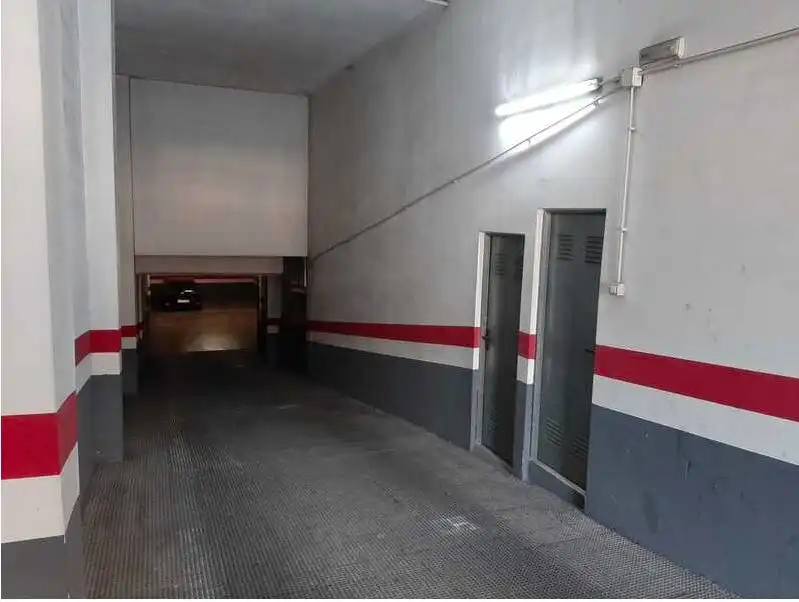 Garage for sale in Almazora / Almassora