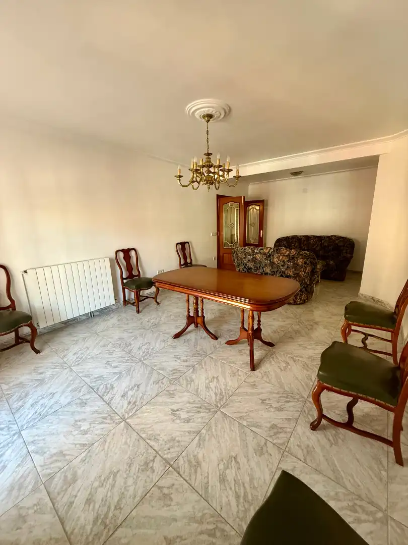 Comedor de Casa adosada en venta en Picassent con Calefacción, Terraza y Amueblado