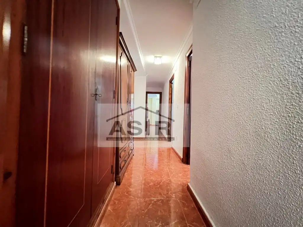 Pis de lloguer a Calle Bernat Montalva, La Vila