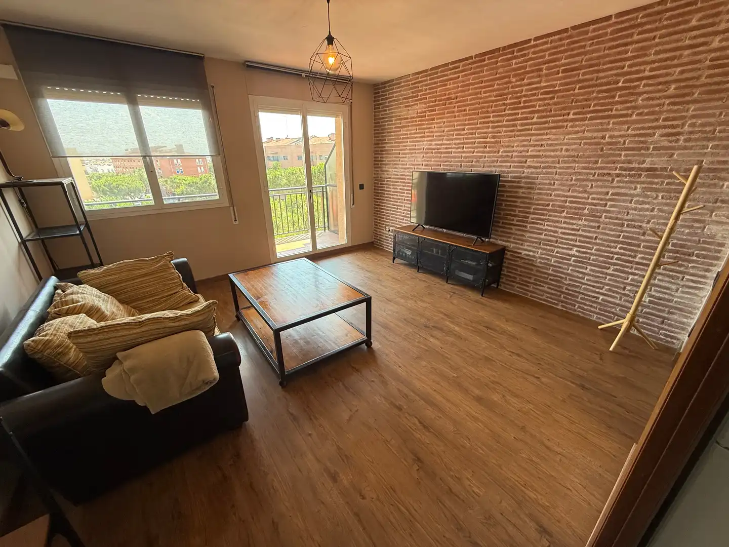 Sala d'estar de Pis en venda en Tàrrega amb Aire condicionat, Calefacció i Parquet
