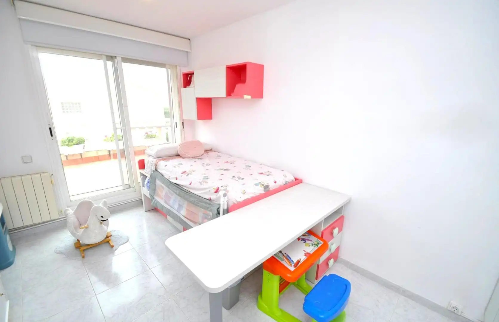 Schlafzimmer von Haus oder Chalet zum Verkauf in La Ràpita mit Privatgarten, Terrasse und Schwimmbad