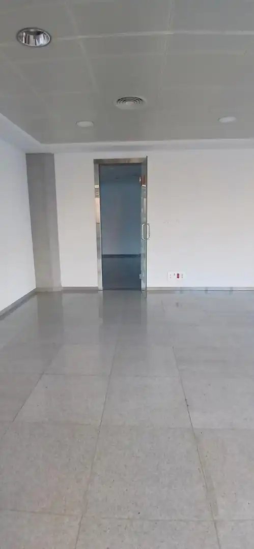 Oficina de alquiler en Pedanías Este