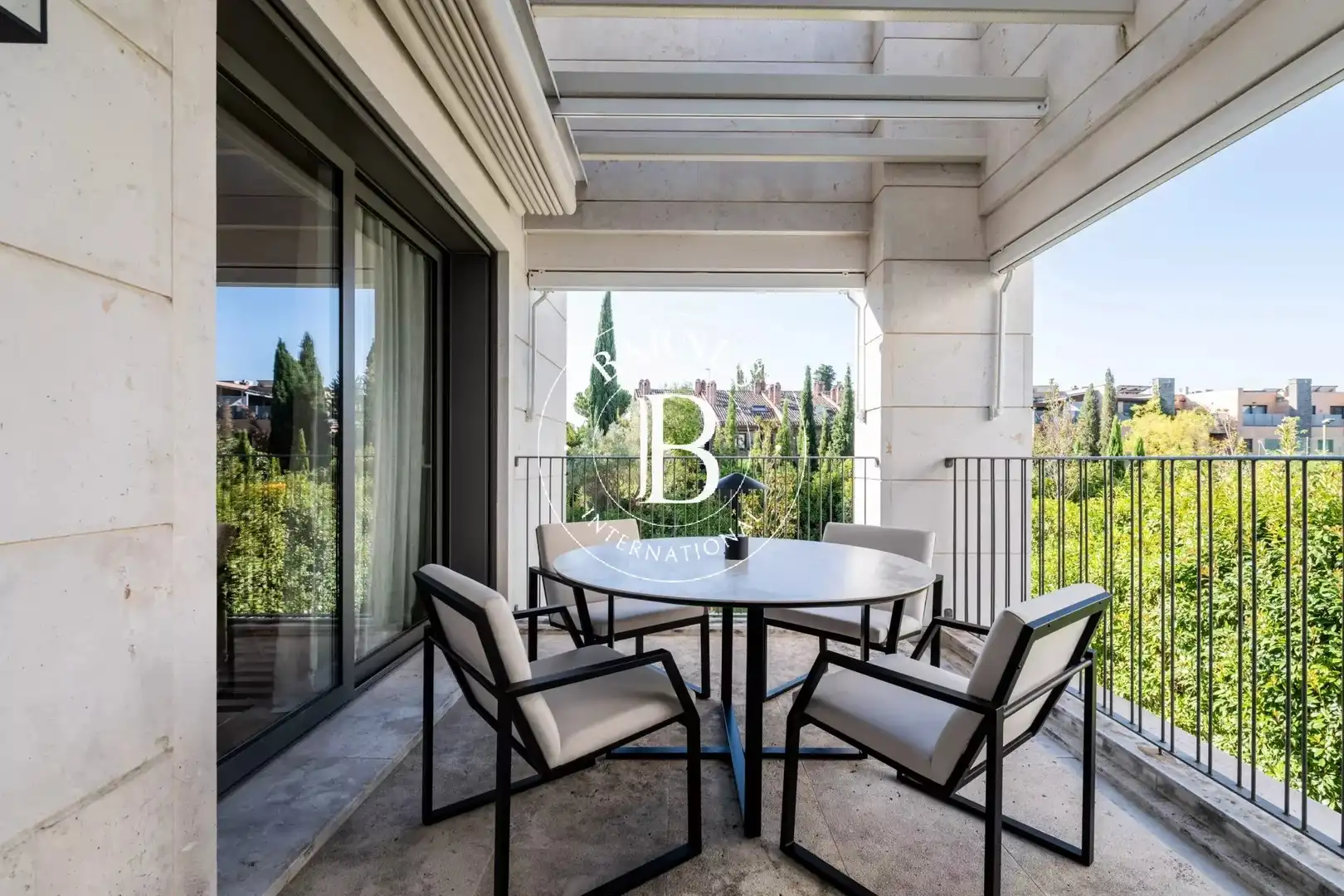 Terrace of Flat for rent in Madrid  with Air Conditioner, Terrace and Furnished