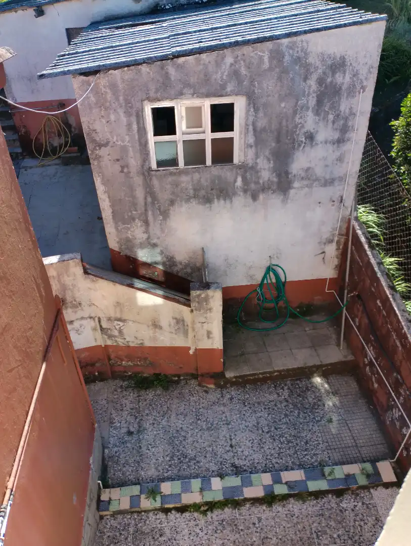 Vista exterior de Casa o xalet en venda en Ribeira amb Calefacció, Jardí privat i Terrassa