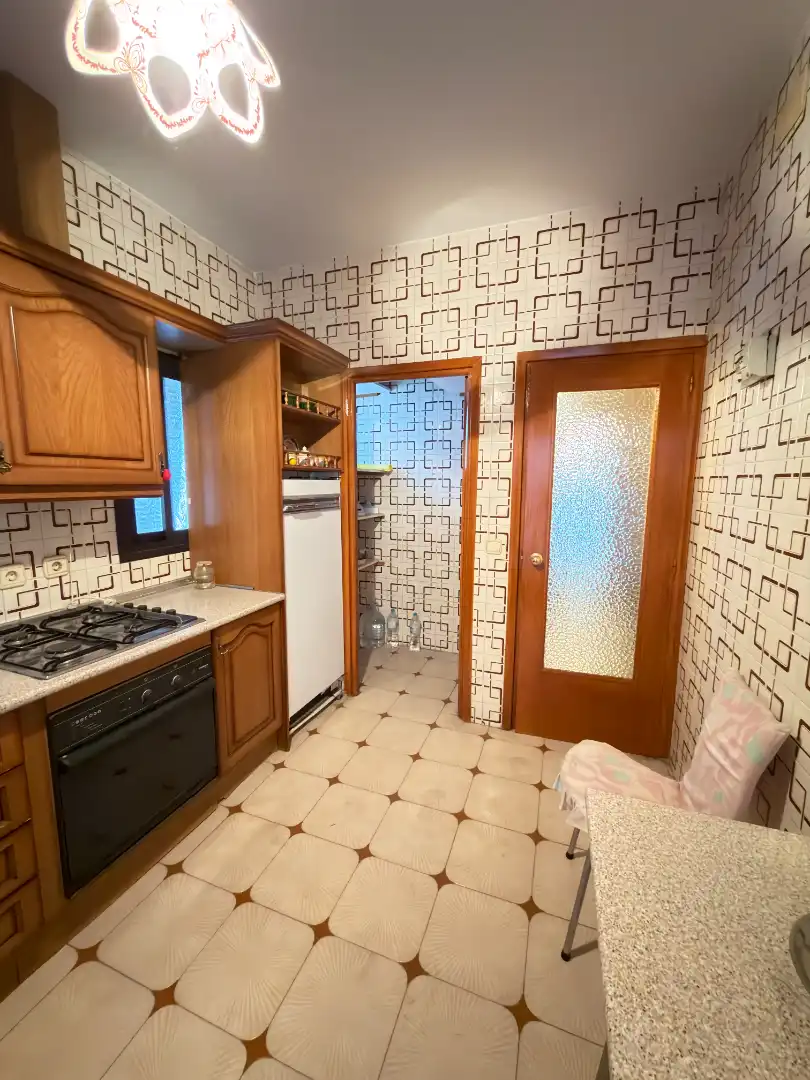 Küche von Wohnung zum Verkauf in Úbeda mit Abstellraum