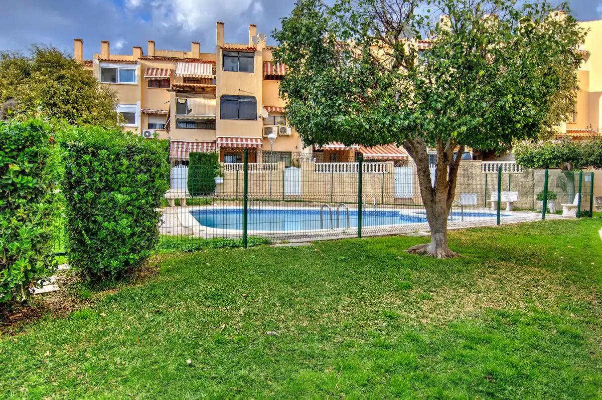 Doppelhaushälfte mit Terrasse zum Verkauf in Villamontes - Boqueres