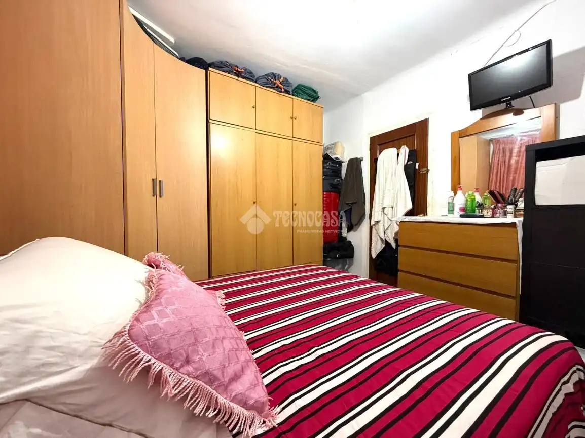 Flat for sale in Salut - Lloreda, imagen 5