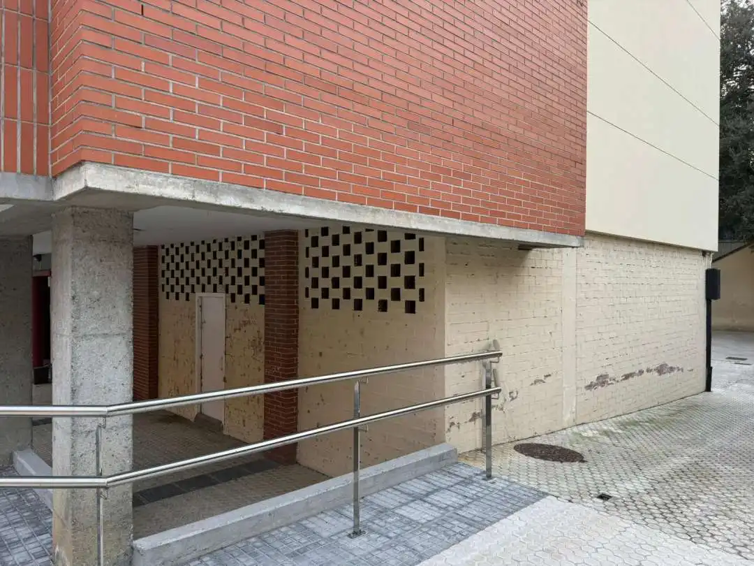 Local commercial à vendre à Zizurkil, imagen 3