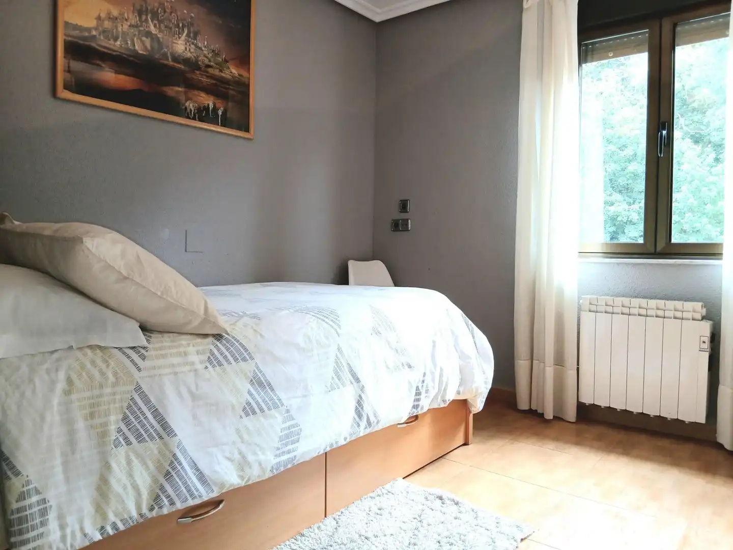 Bedroom of Flat for rent in San Martín del Rey Aurelio  with Heating, Storage room and Furnished