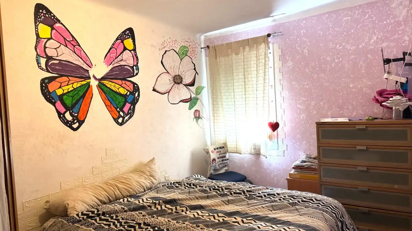 Habitación de Piso en venta en Cornellà de Llobregat con Aire acondicionado y Horno