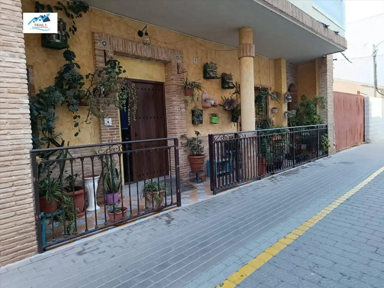 Casa con terrazza in vendita a Calle TIRSO DE MOLINA