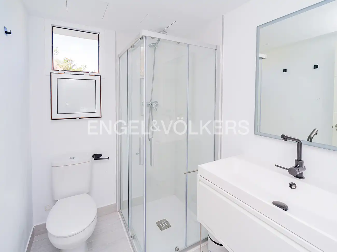 Bathroom of Houses for sale in Pueblo Acantilado - Lanuza