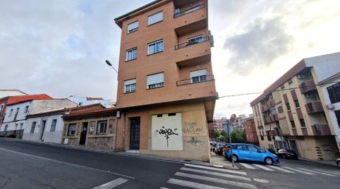 Foto 4 von Geschaftsraum zum Verkauf in Calle Cabezabellosa, Miralvalle - Av. Virgen del Puerto - La Data, Plasencia