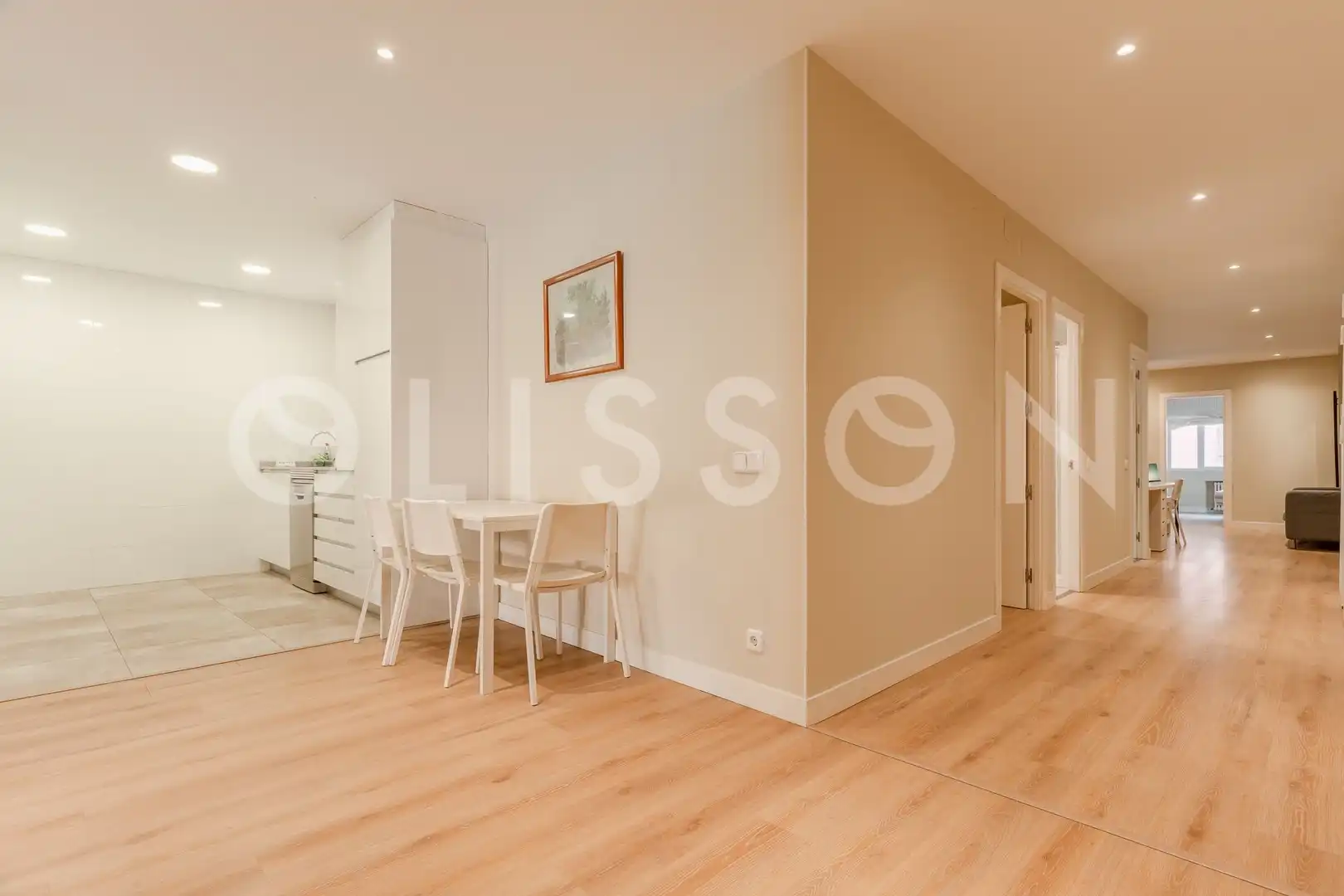 Comedor de Piso en venta en Madrid con Calefacción, Terraza y Trastero