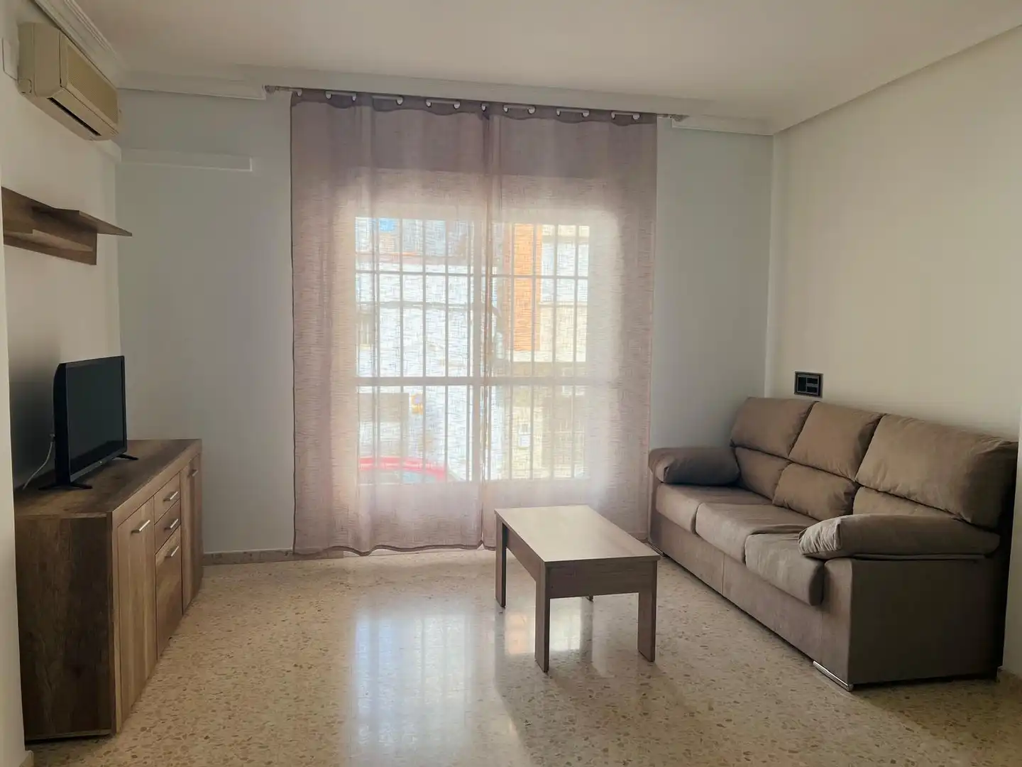 Wohnzimmer von Wohnung zum Verkauf in Almendralejo mit Klimaanlage, Heizung und Terrasse