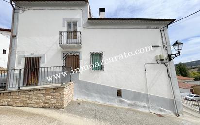 Exterior view of House or chalet for sale in Villatuerta  with Terrace and Balcony