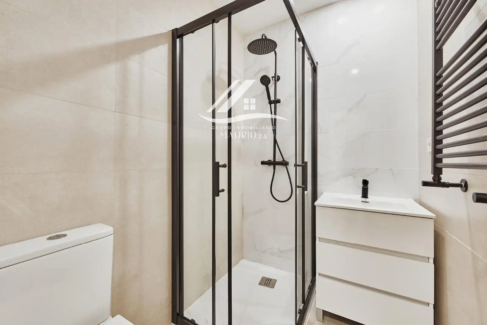 Flat with lift for sale in N/A, imagen 10