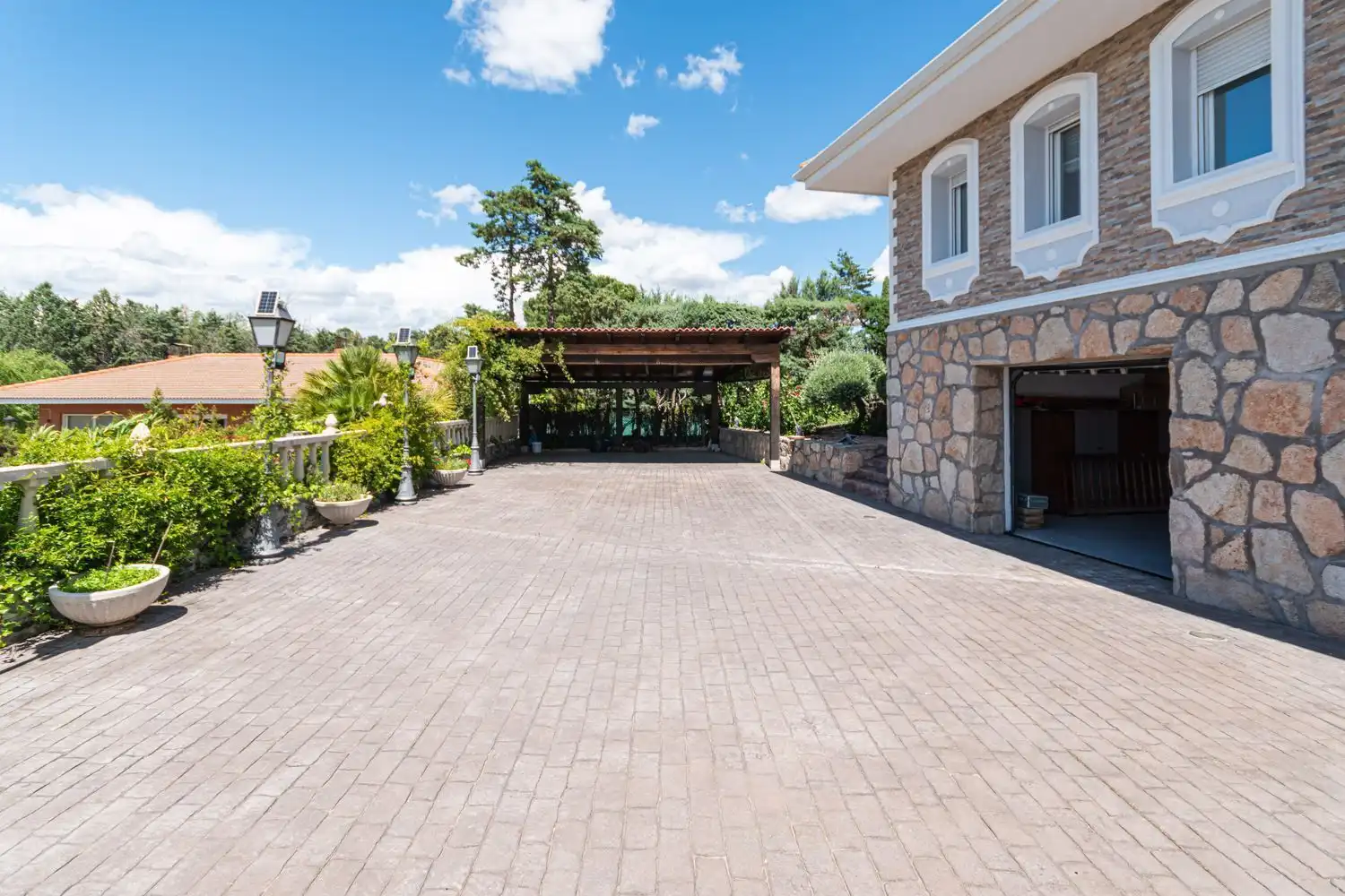 Vista exterior de Casa o chalet en venta en Algete con Aire acondicionado, Calefacción y Trastero