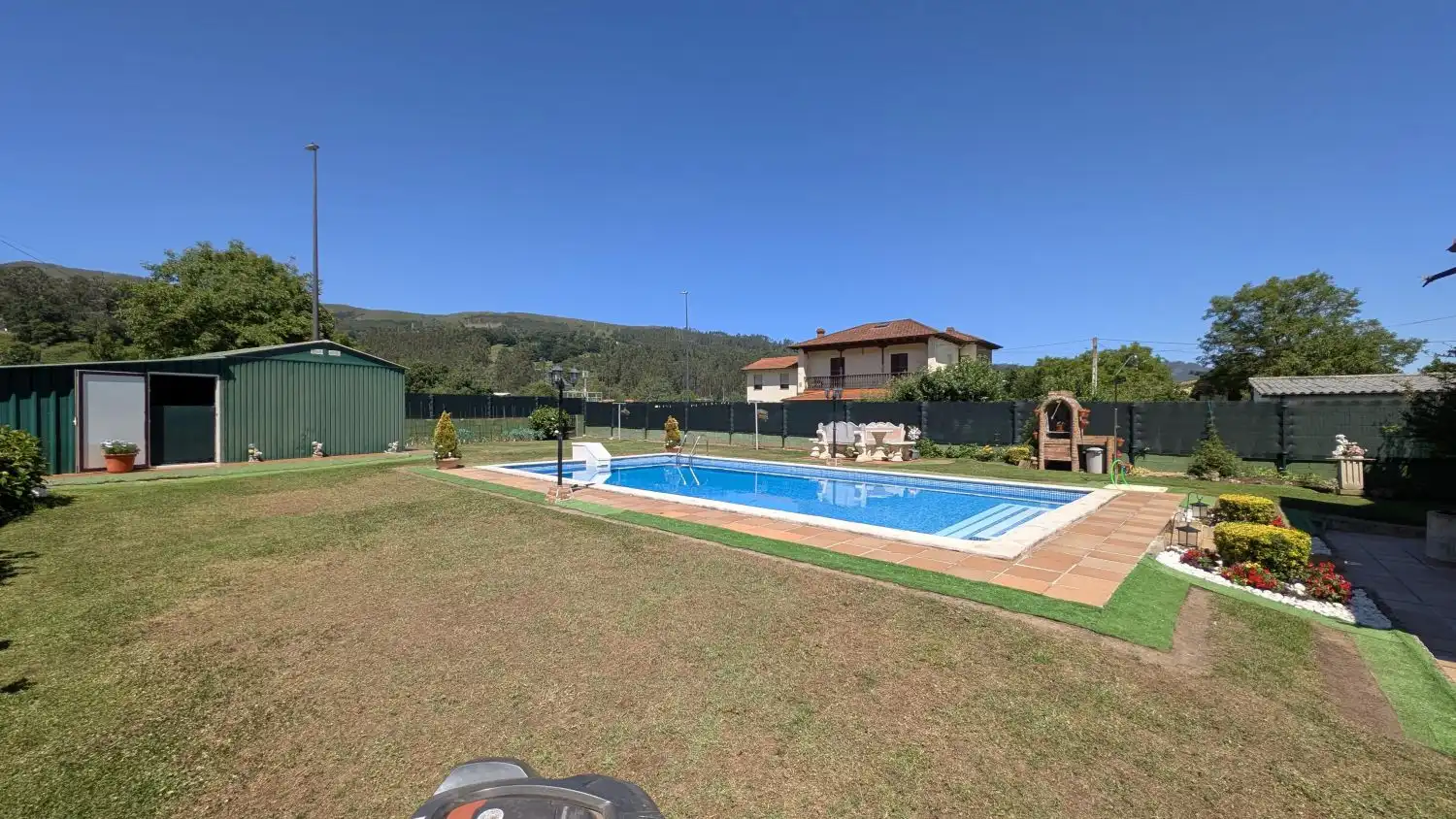 Swimming pool of Houses for sale in Los Corrales de Buelna   with Heating, Private garden and Terrace