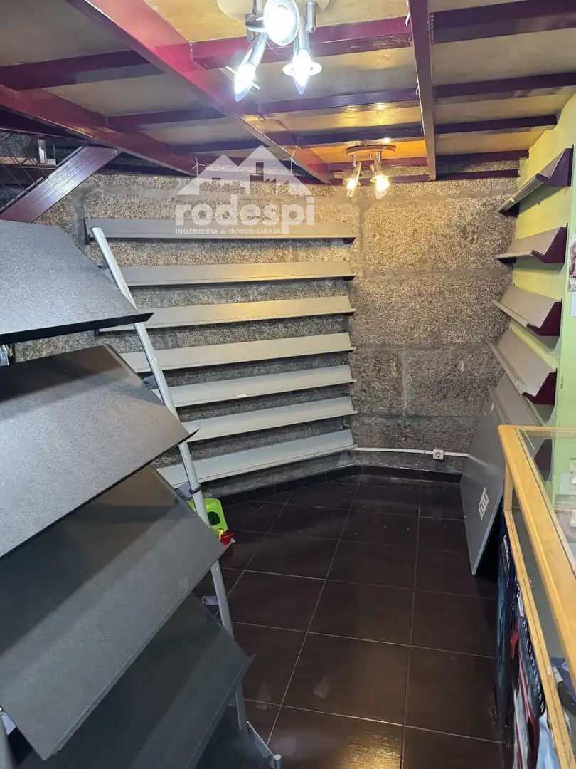Geschaftsraum zur Miete in Ribadavia