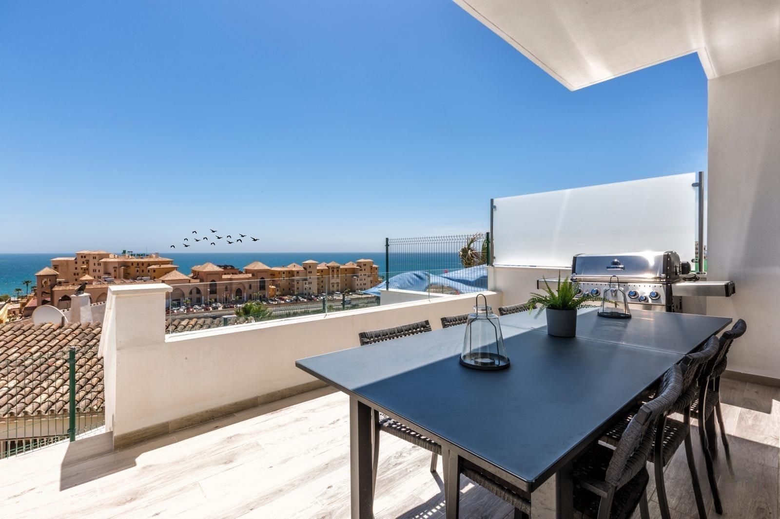 Terrassa de Casa adosada de lloguer en Fuengirola amb Aire condicionat, Jardí privat i Terrassa