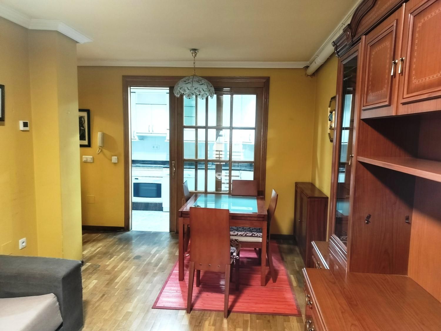 Comedor de Piso en venta en Ponferrada con Calefacción, Terraza y Amueblado