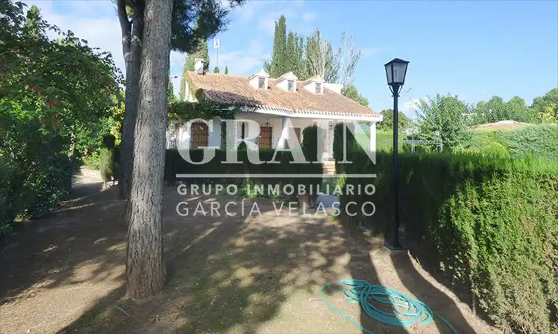 Jardí de Casa o xalet en venda en Albacete amb Calefacció, Jardí privat i Piscina